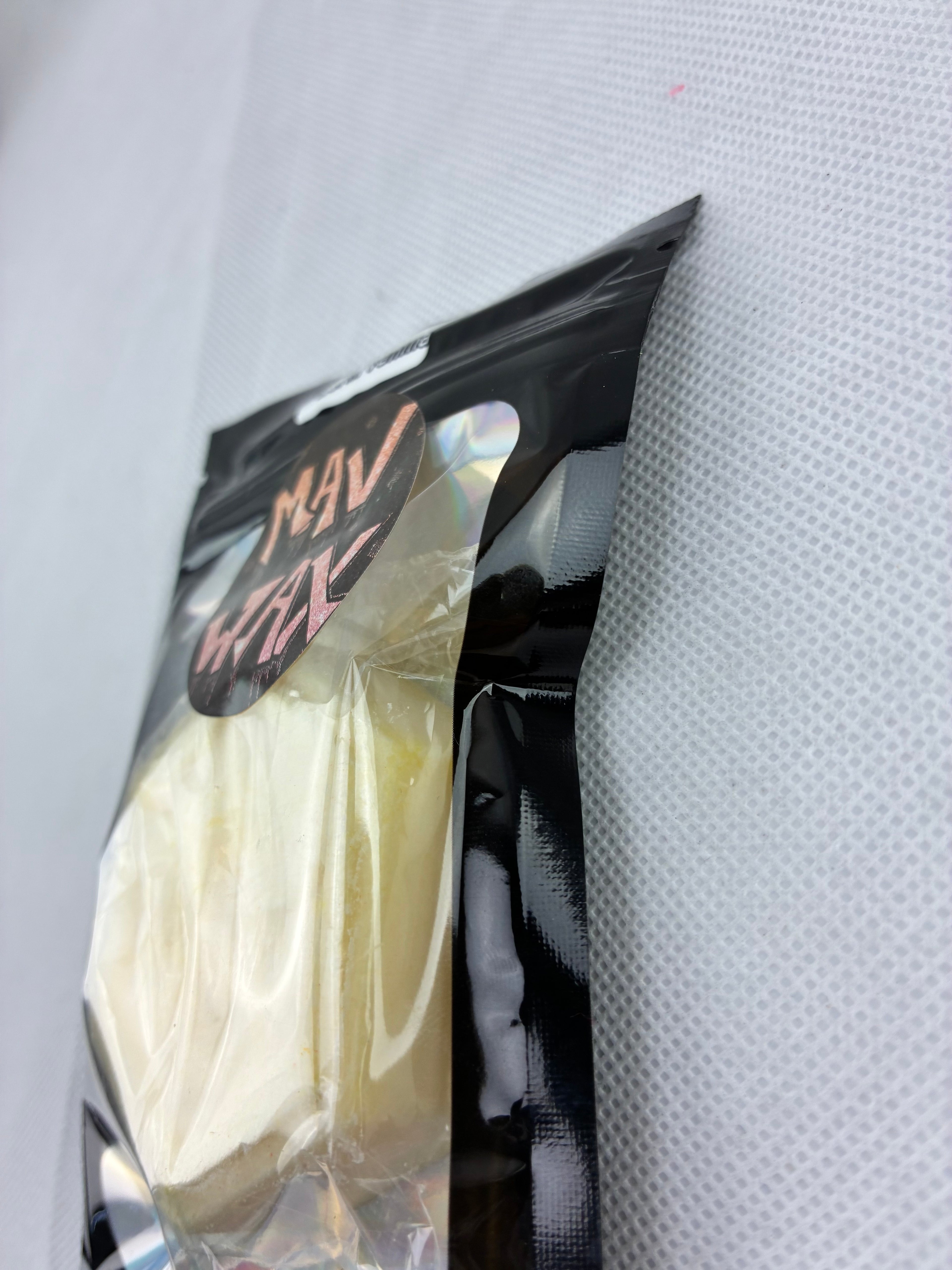 MavWax Bee’s wax skate wax
